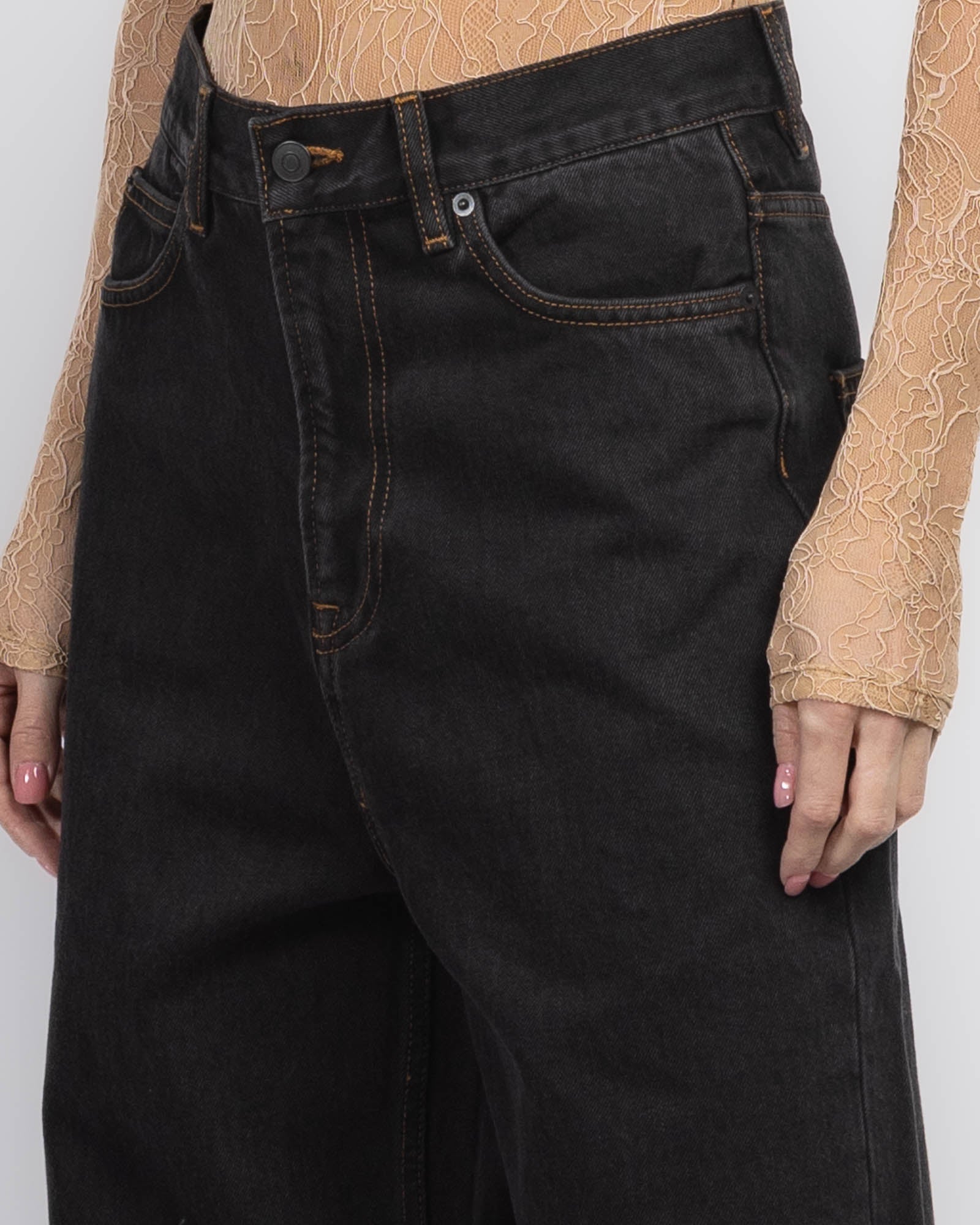 Low Rise Jeans