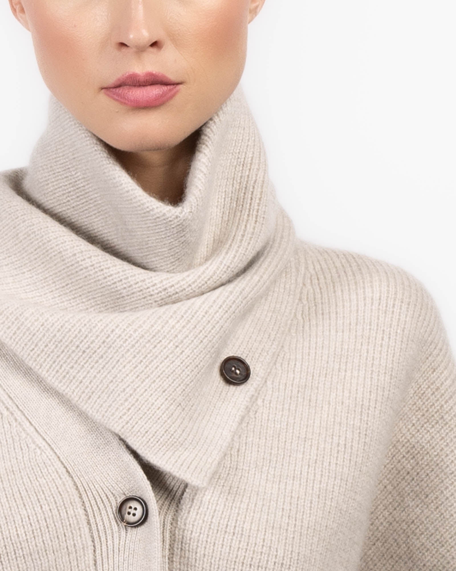 Derios Cardigan With Scarf