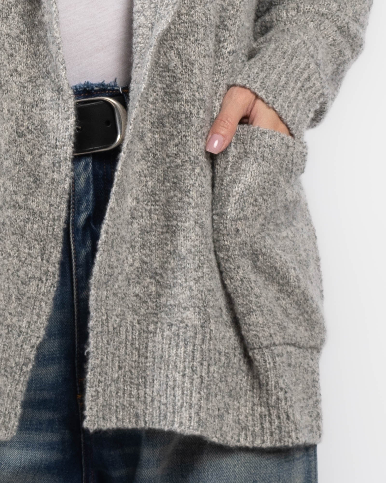 Cardigan Mandal