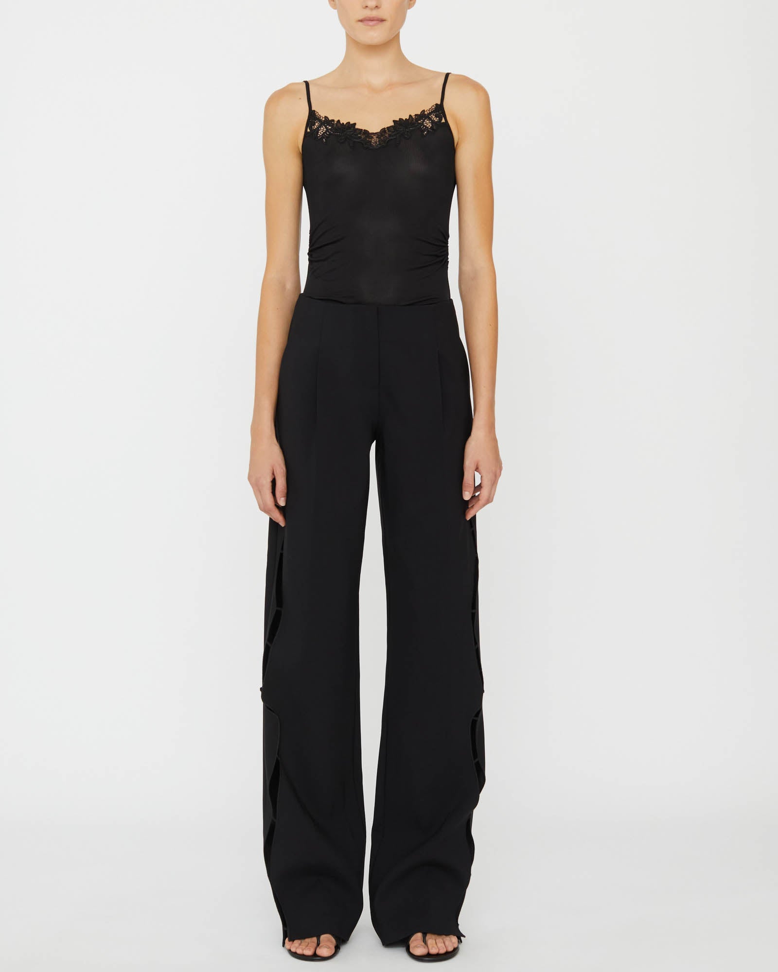 Pantalon mordu