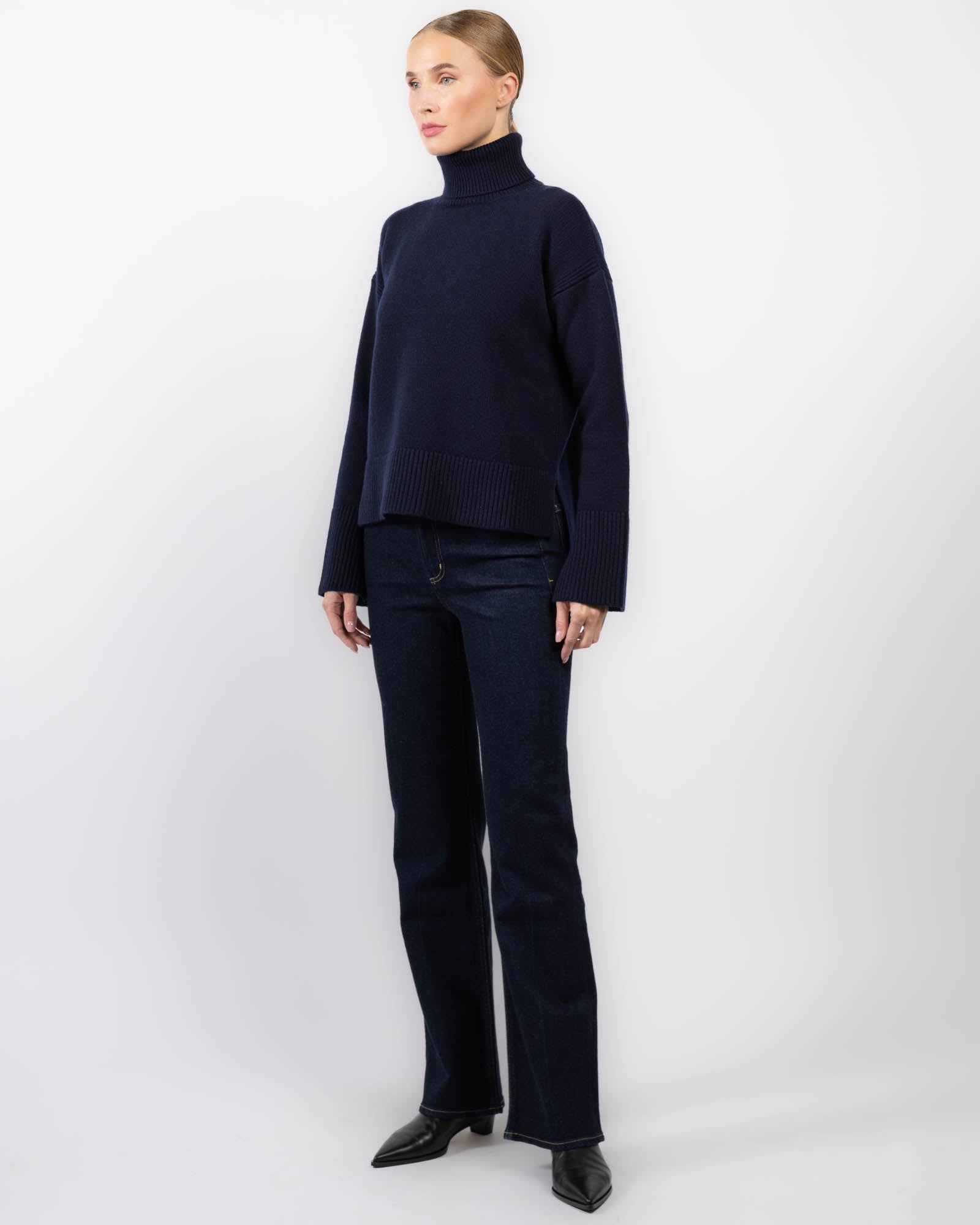 Mirta Sweater