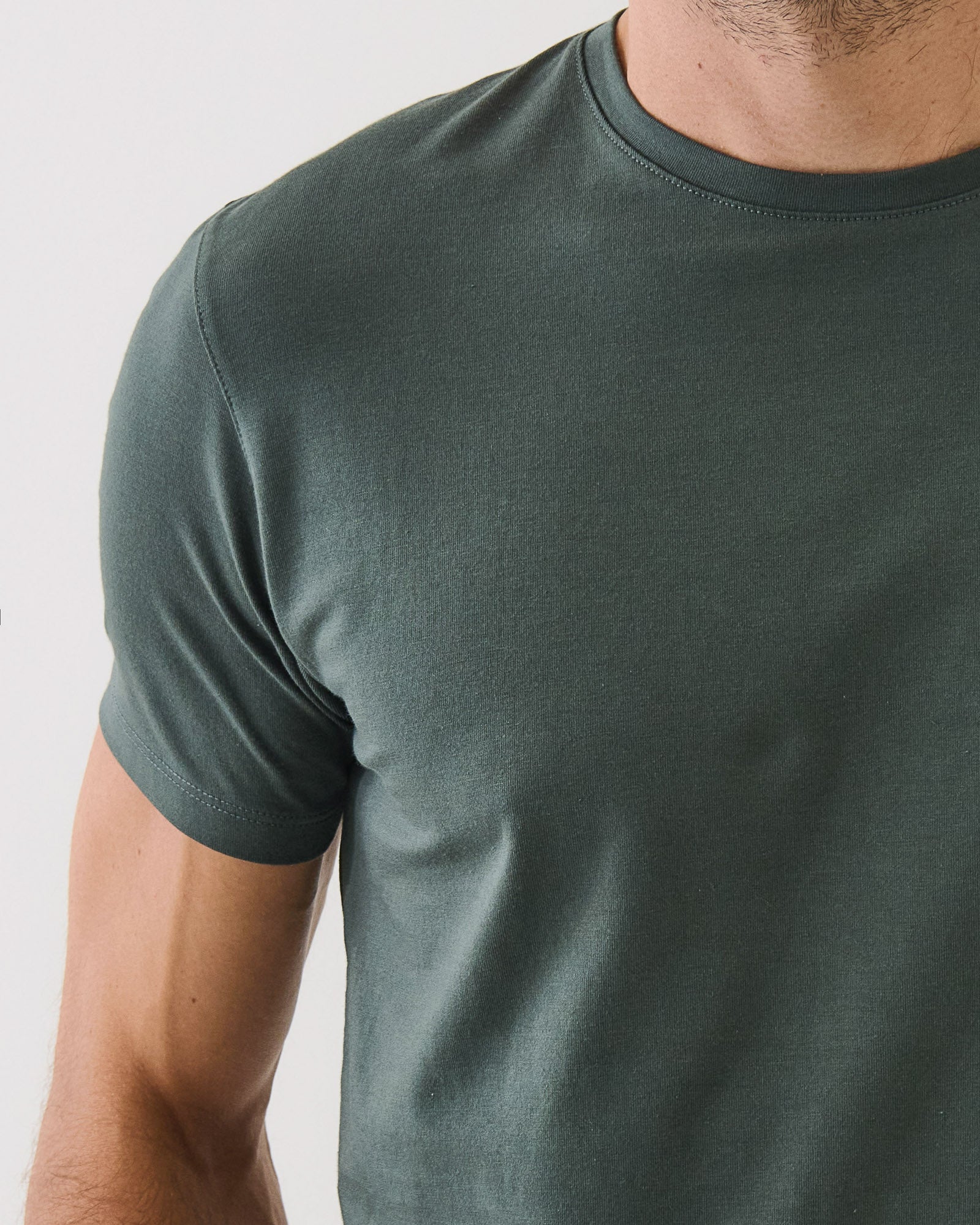 T-shirt ras du cou extensible à manches courtes