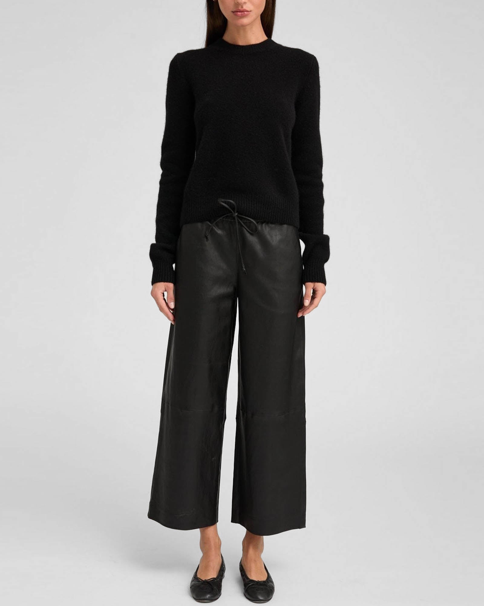 Cropped Baggy Pants