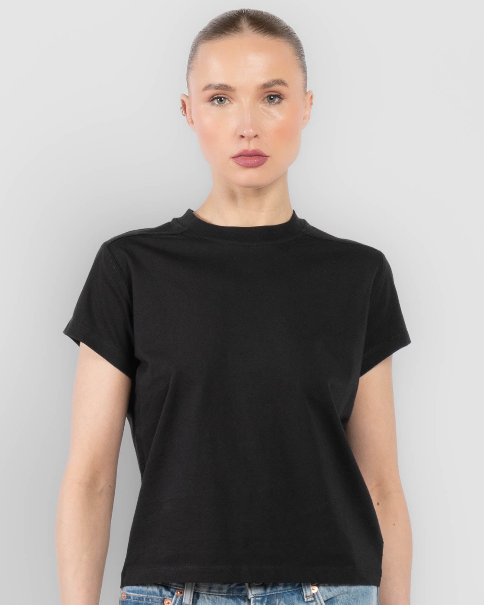 Cropped Tee