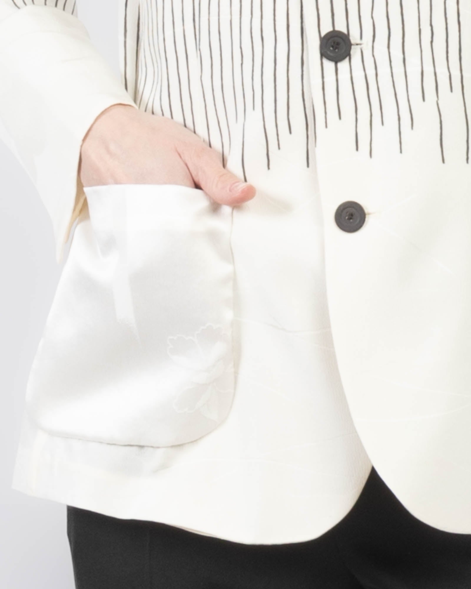 Veste à rayures florales