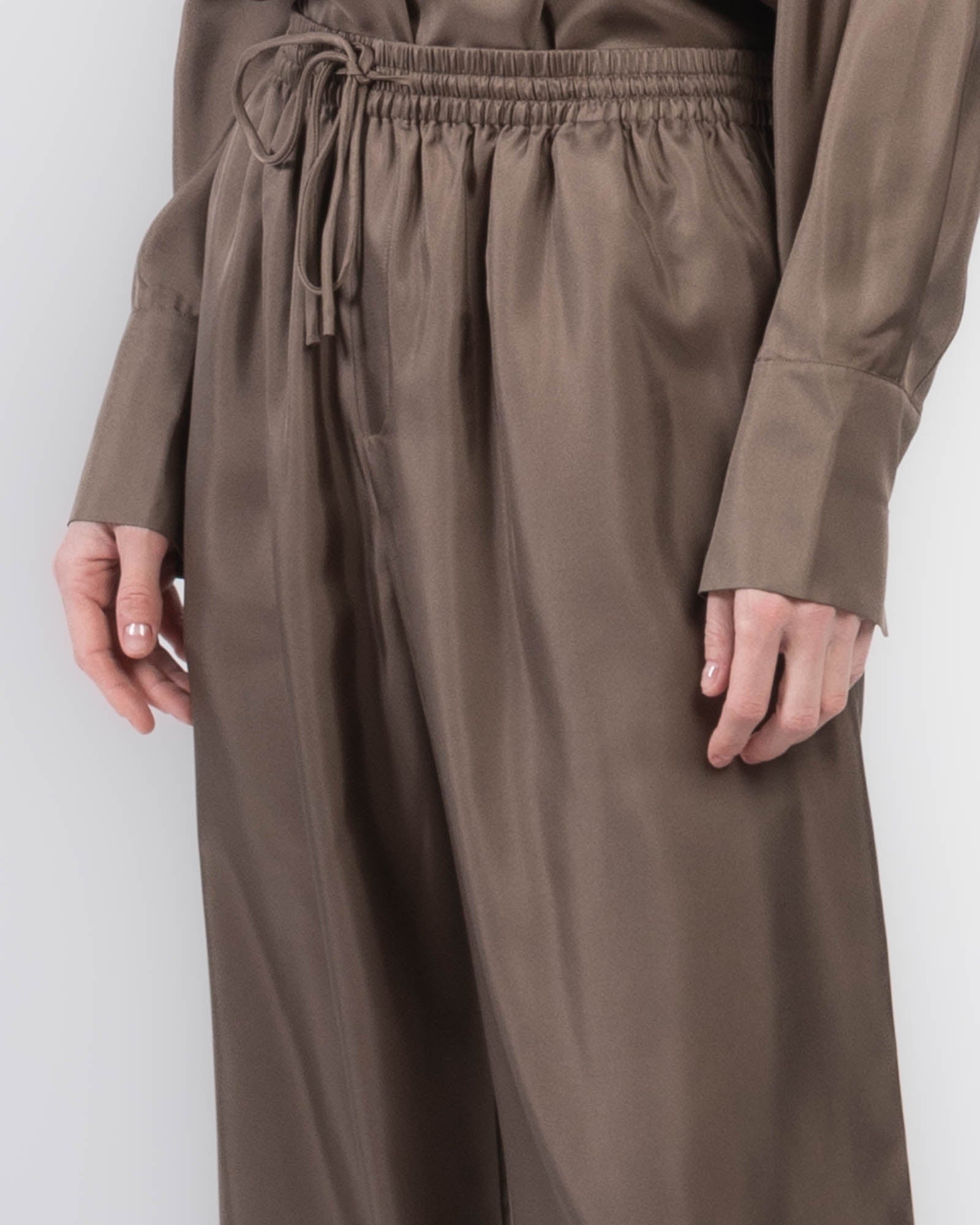 Relaxed Trousers