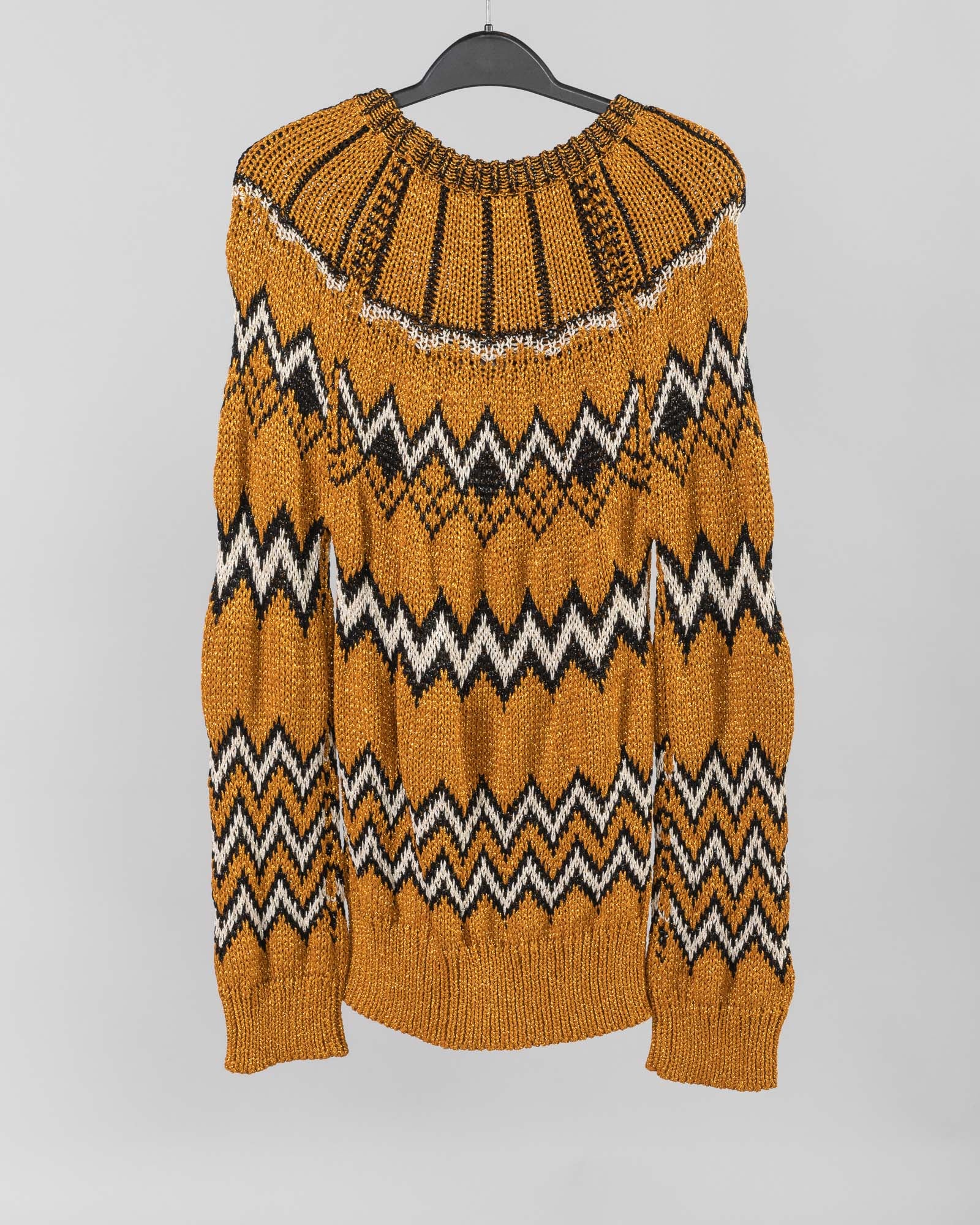 NUDE - W Nude Sweater | Luxury Designer Fashion | tntfashion.ca