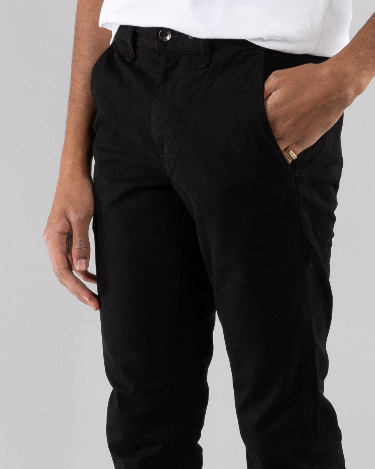 RAG & BONE - Fit Two Chino | Luxury Designer Fashion | tntfashion.ca