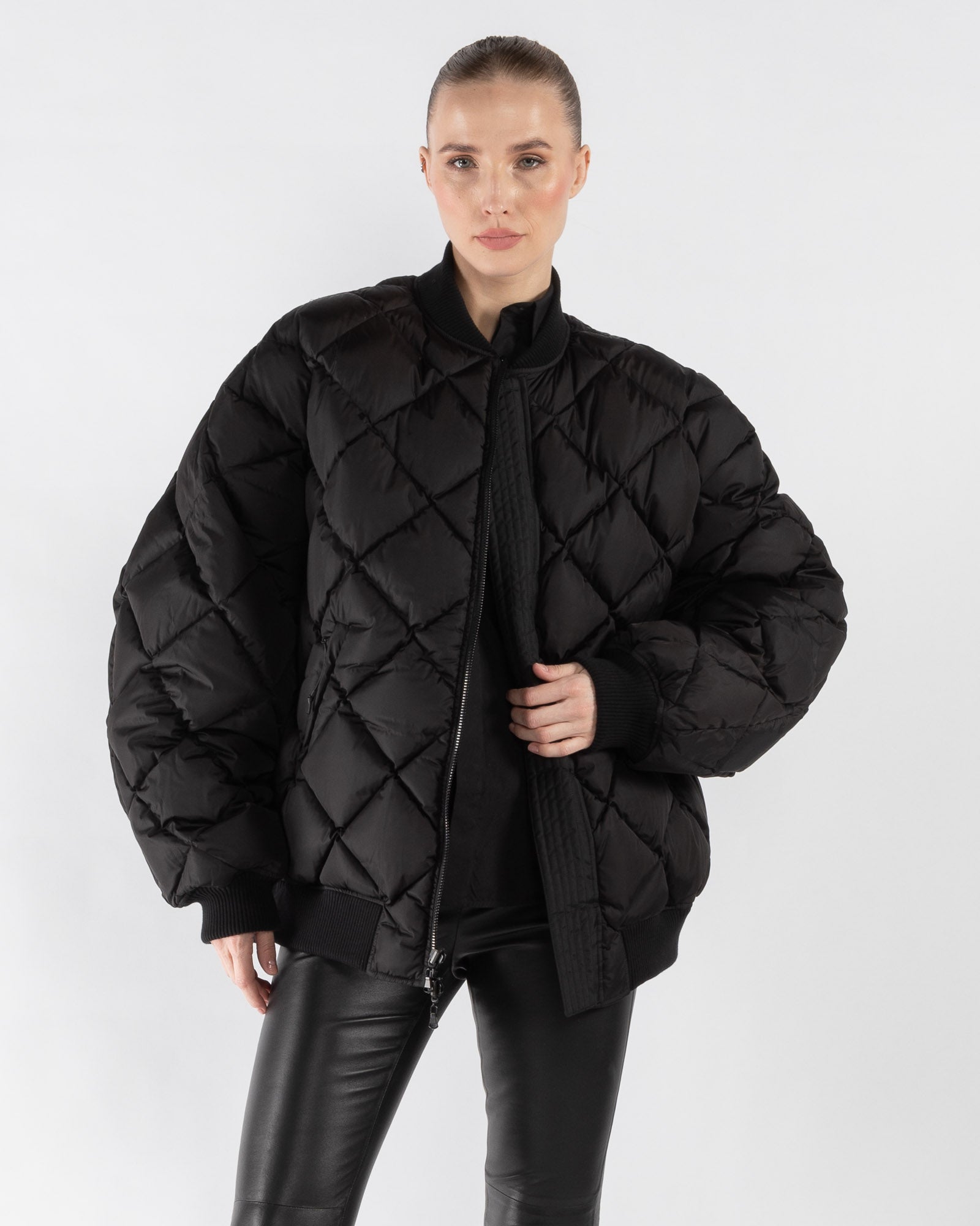 Reversible Bomber