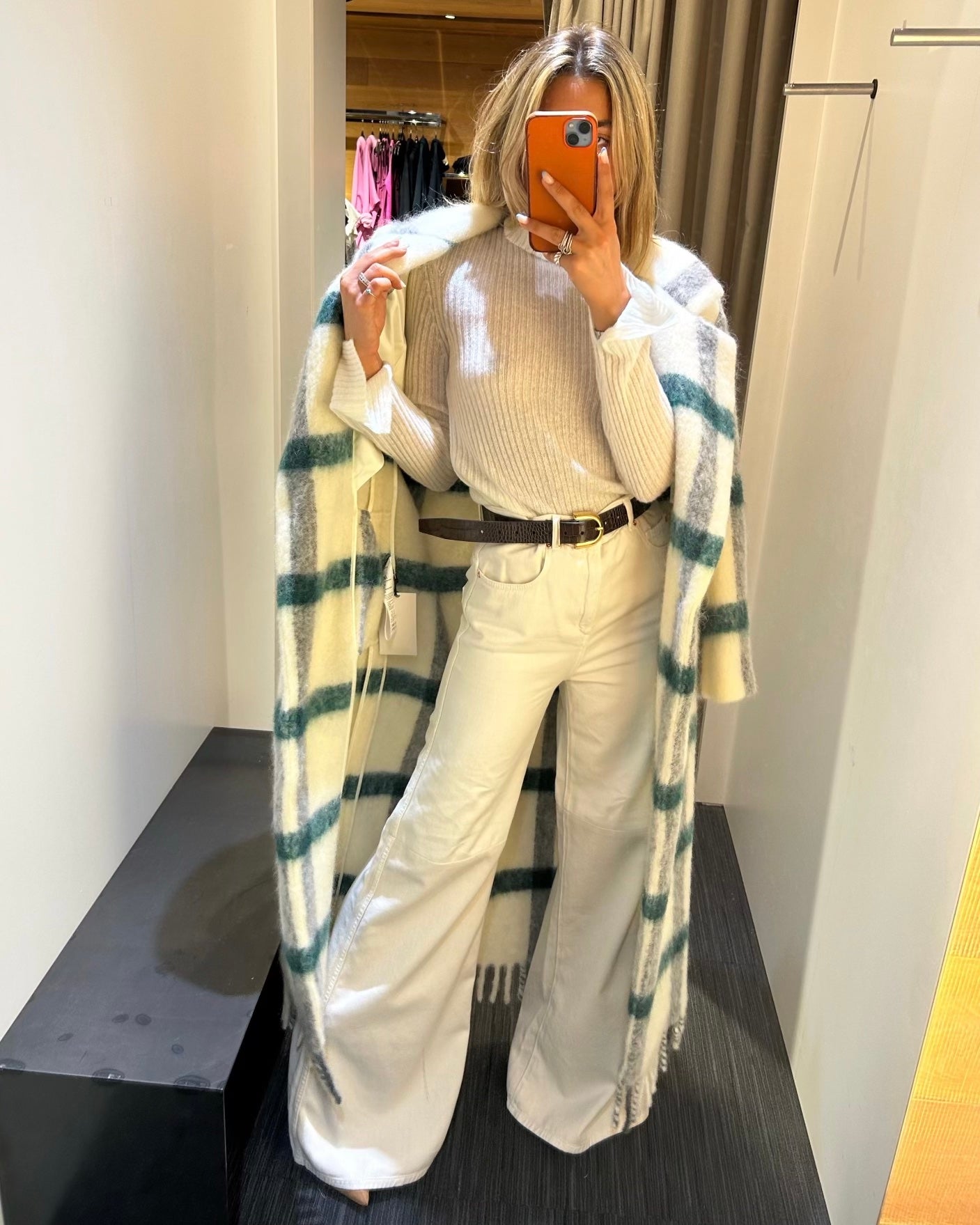 SHOP THE LOOK FW23 - LOOK 02