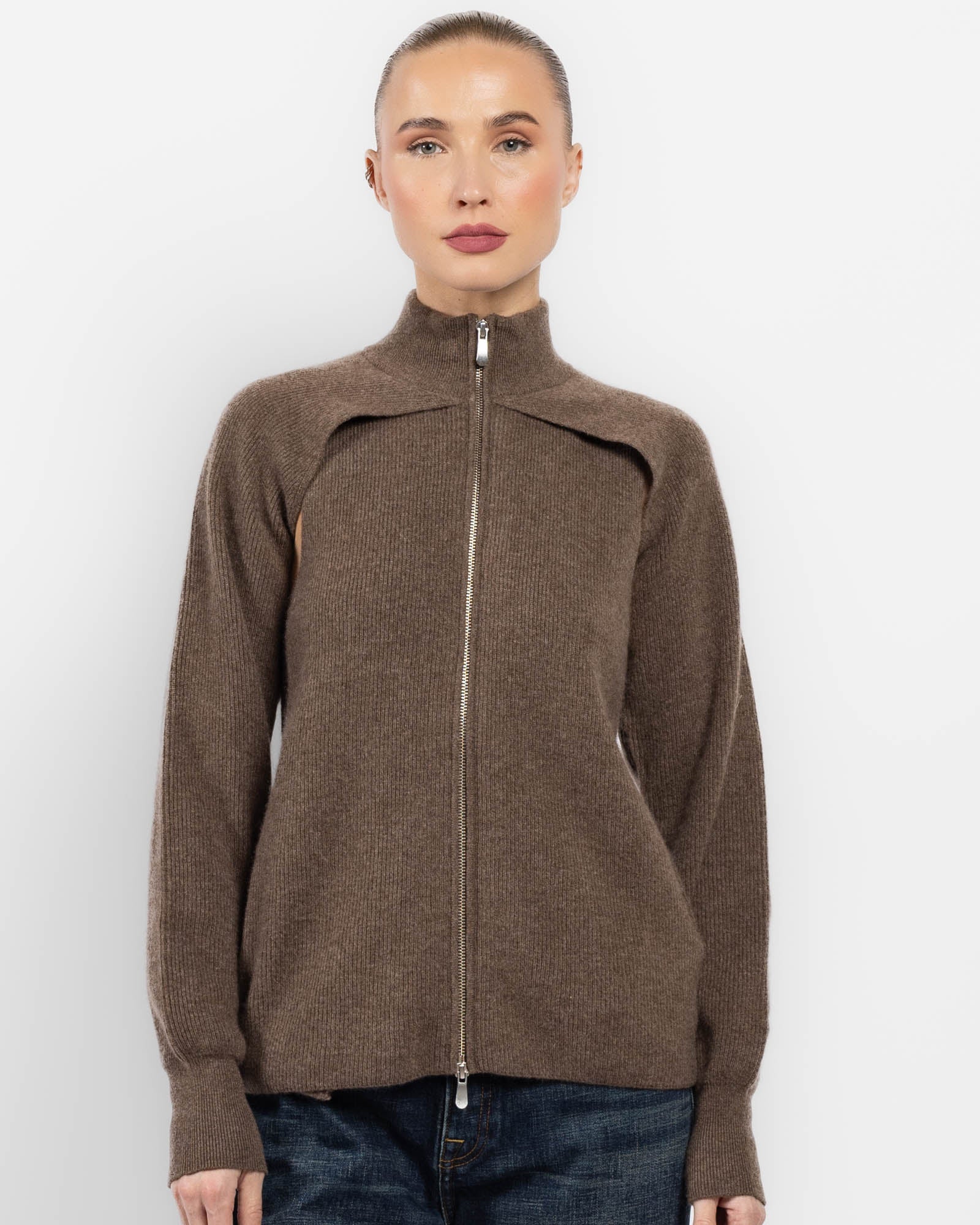 Veste cape à manches