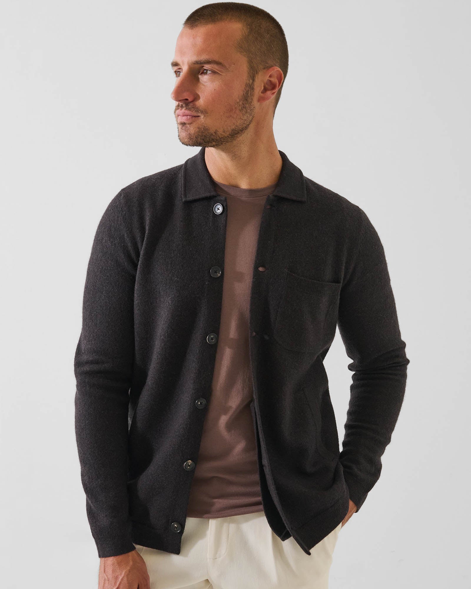 Veste boutonnée en laine bouillie