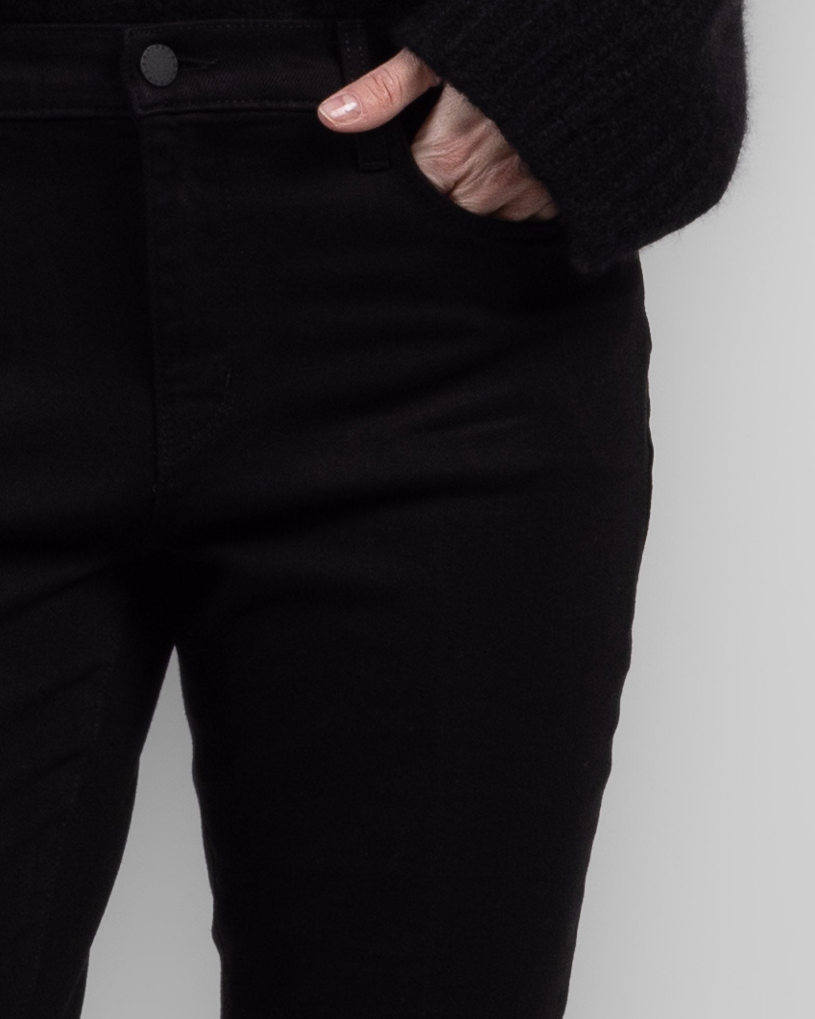 Sada High-Rise Crop Slim jeans