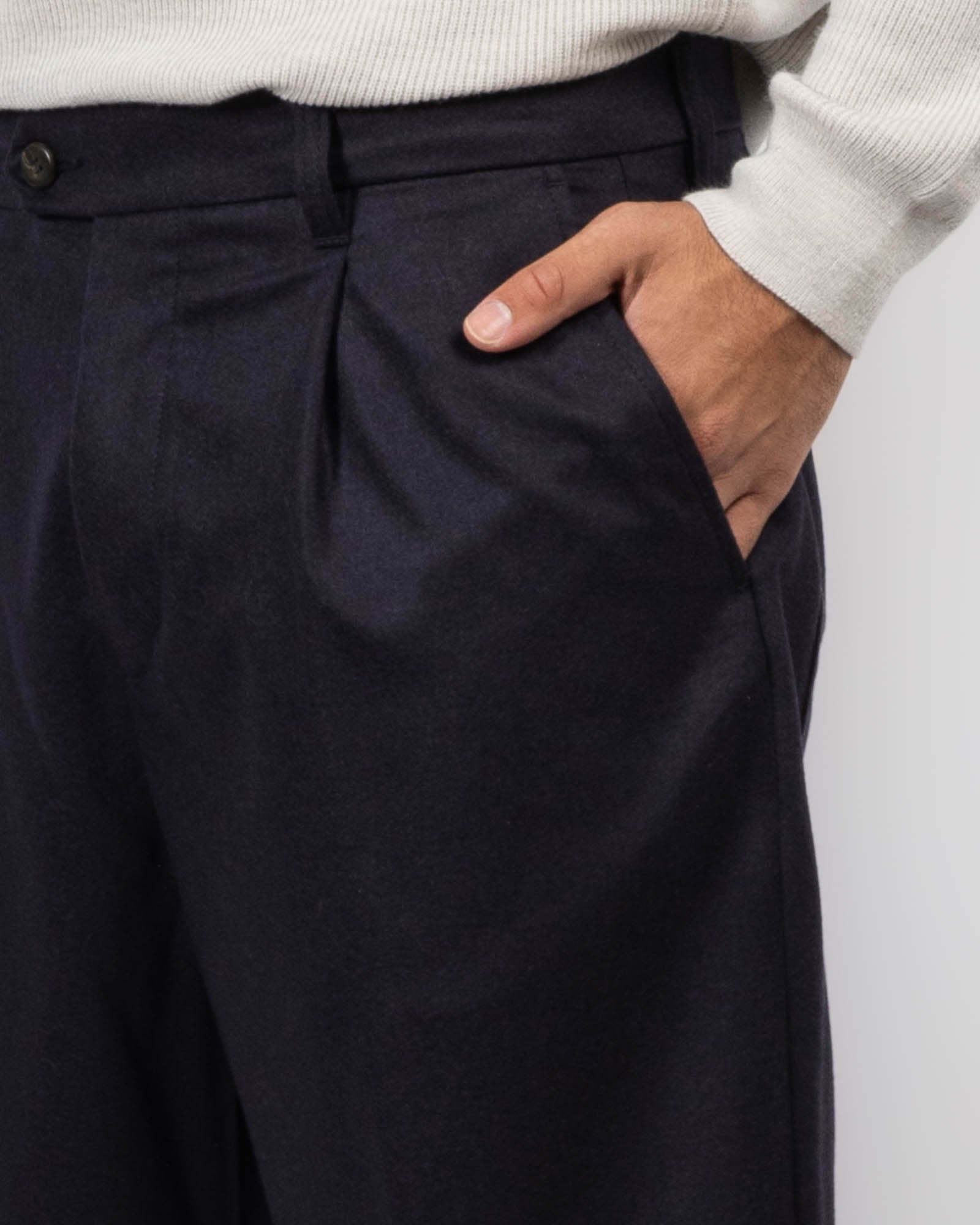 Tapered Pants