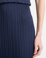 Pleat Straight Skirt