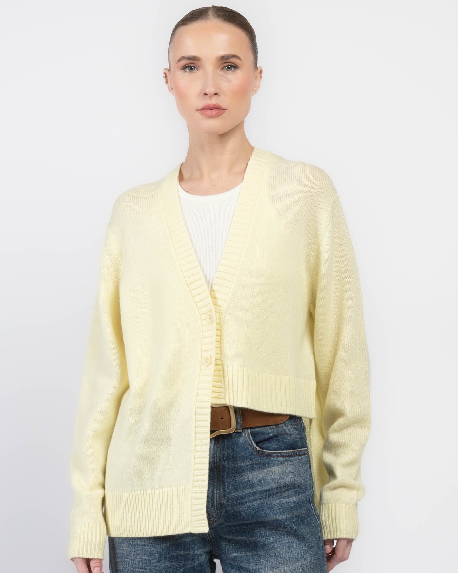 Cardigan à déclarations modernes