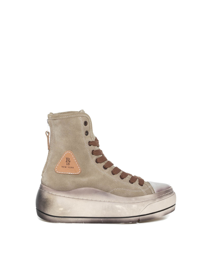 Distressed 10 Hole Kurt Sneakers