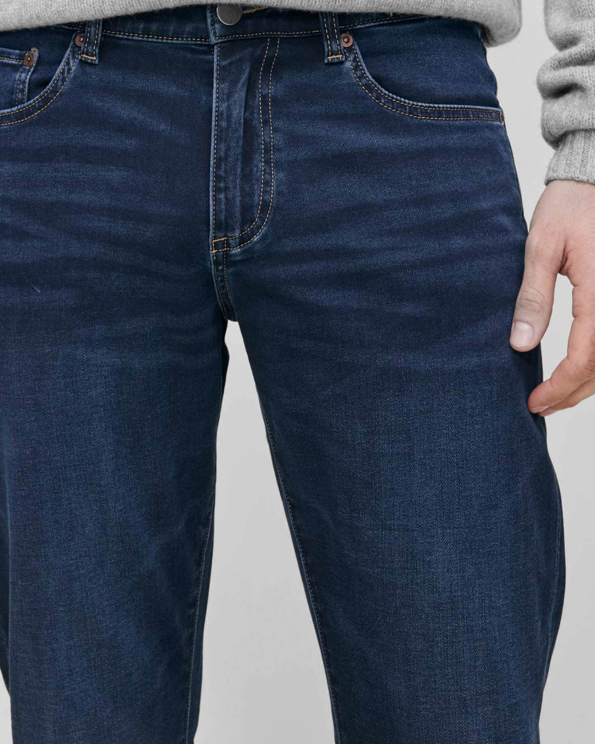 Russell Slim Straight Jeans