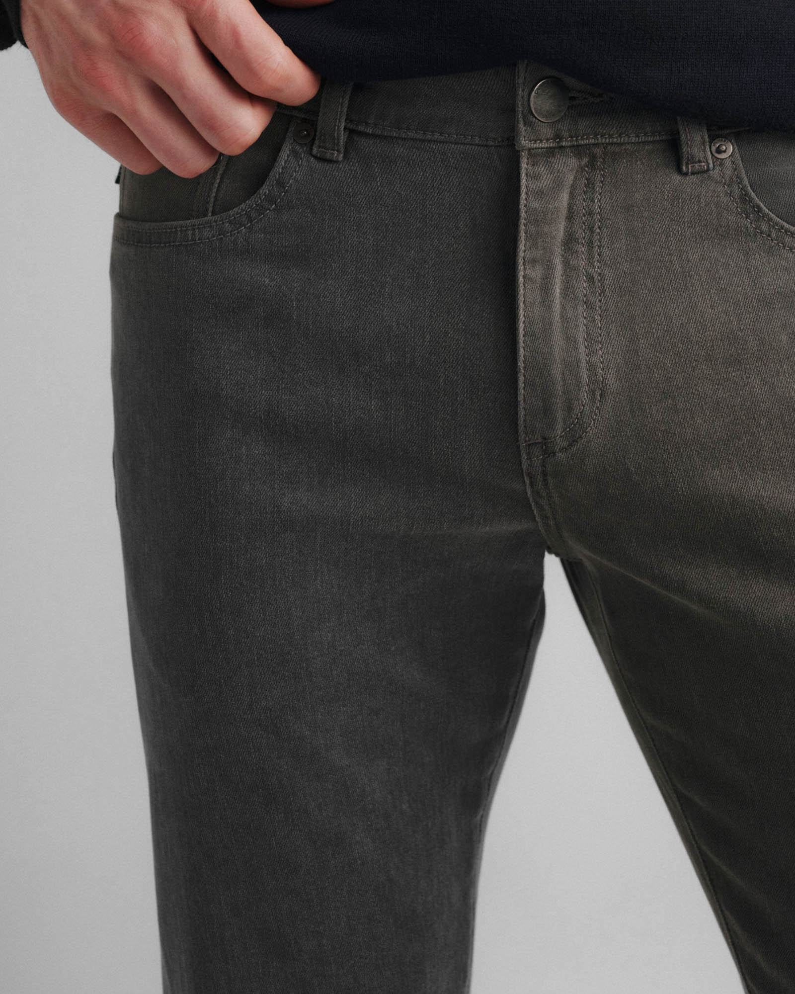 Russel Slim Jean