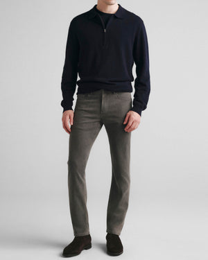 Russel Slim Jean