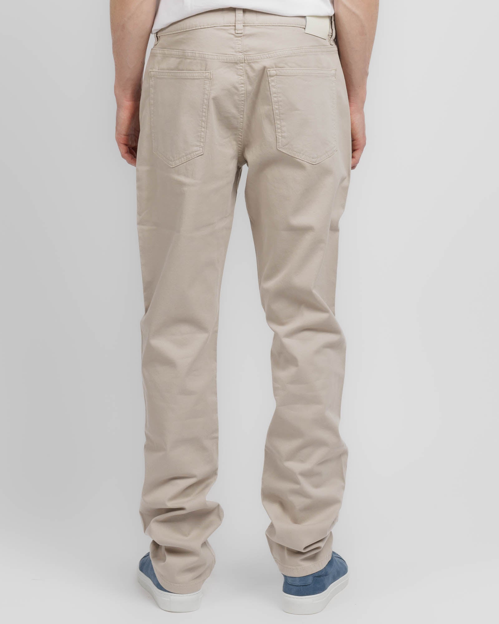 Russel Slim Jean