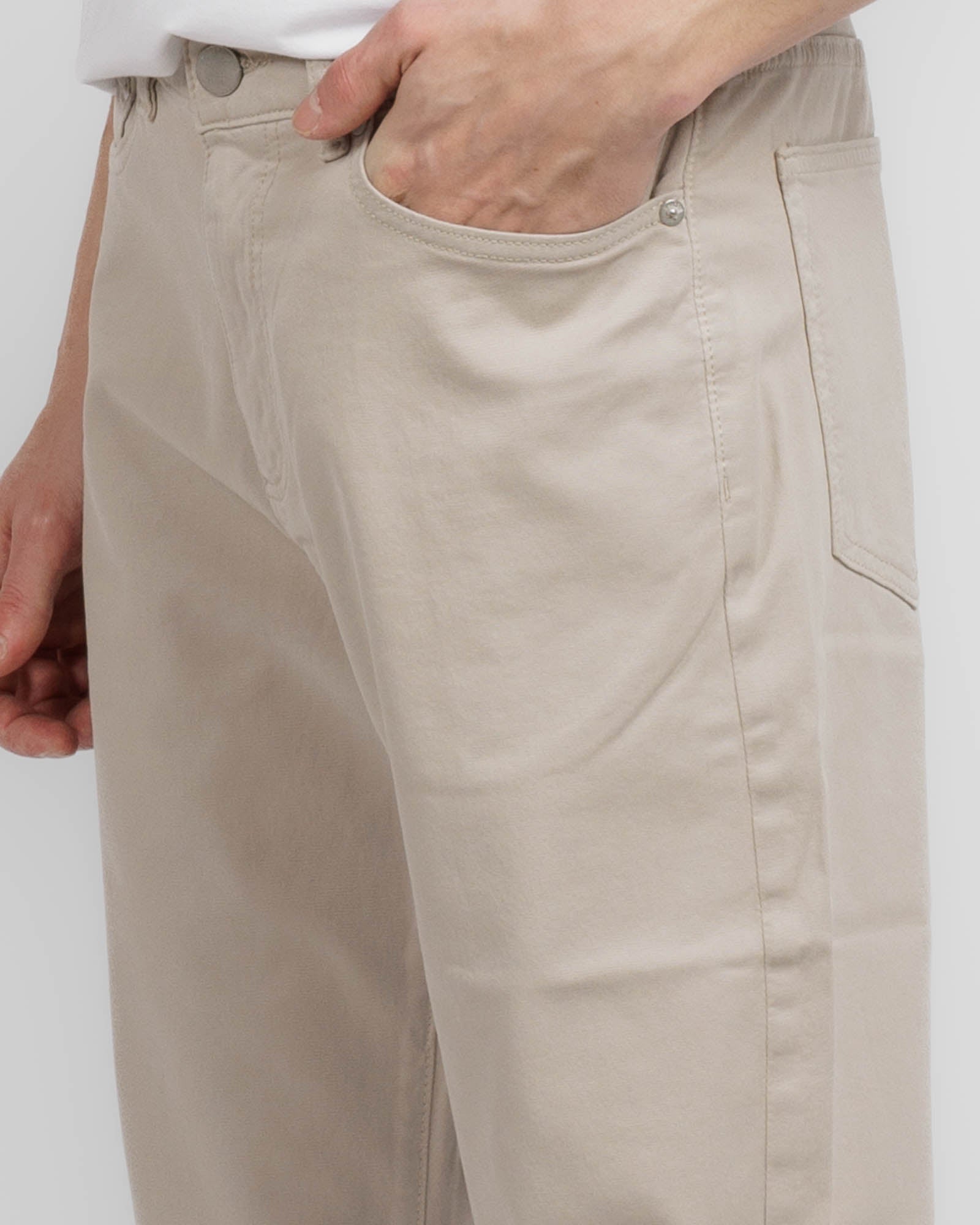 Russel Slim Jean