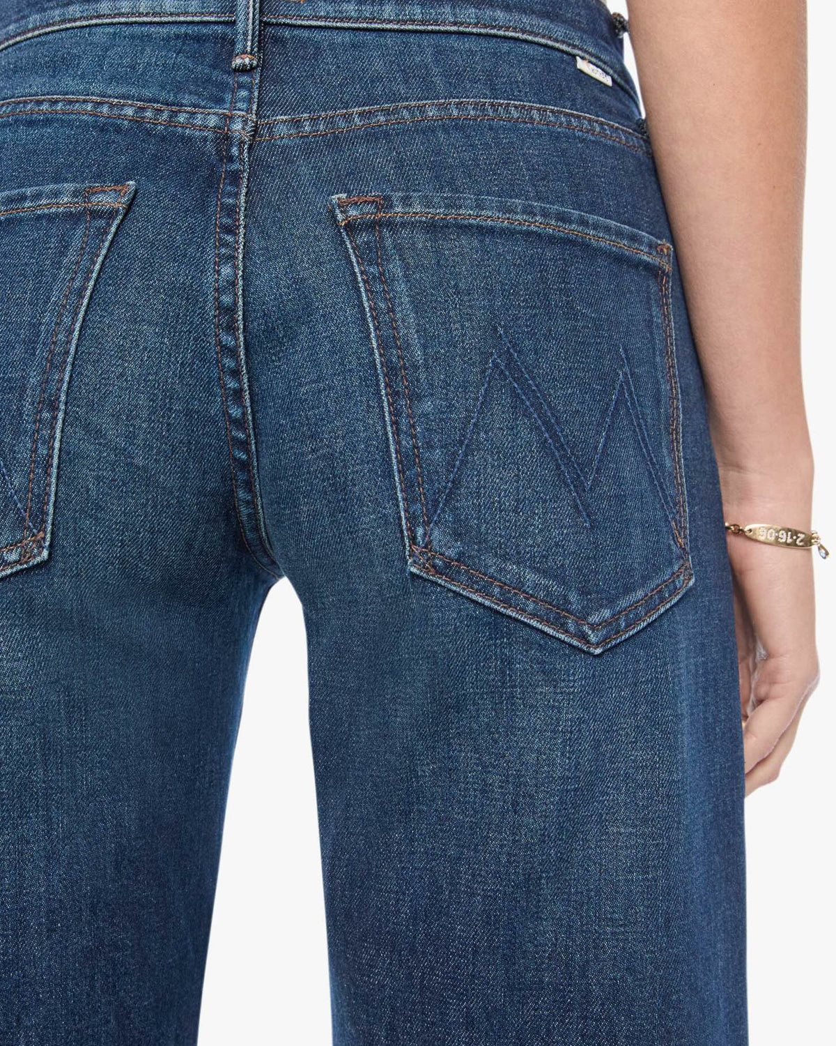 The Mid Rise Lasso Sneak