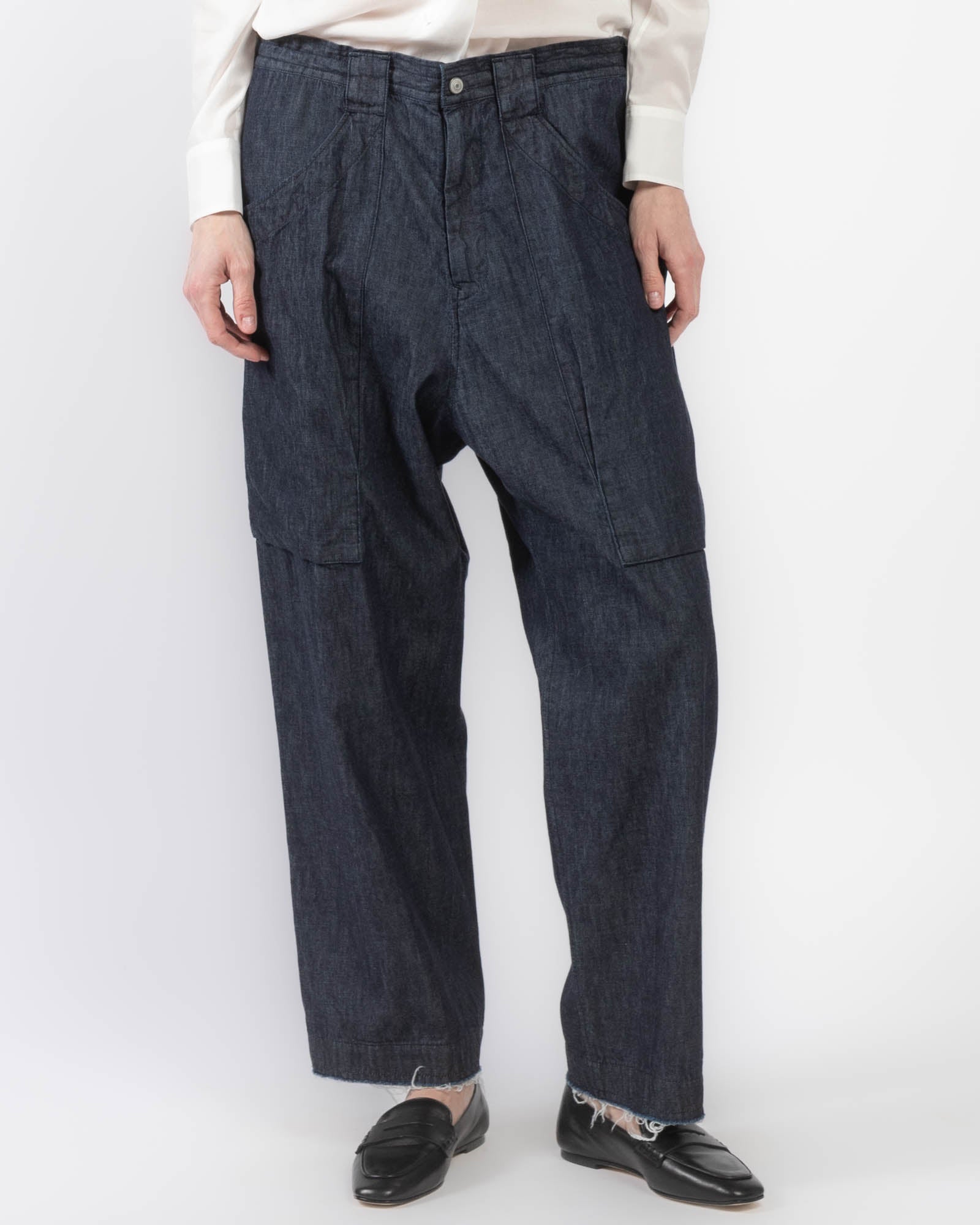 B Pocket Detail Pants