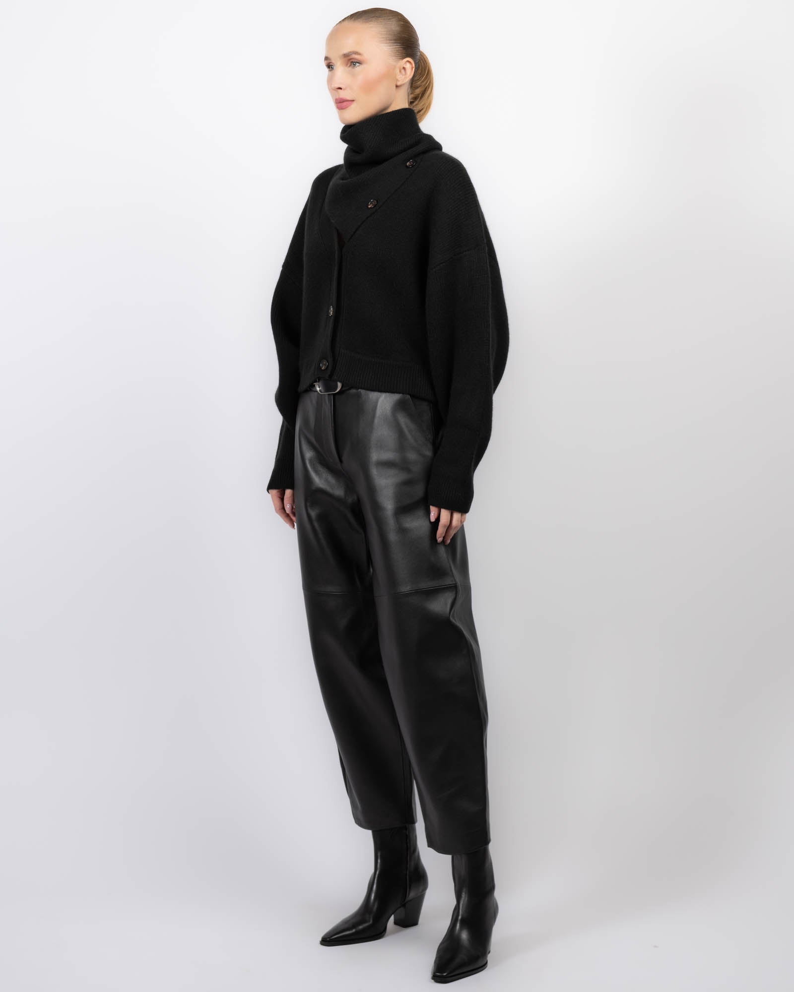 Derios Cardigan With Scarf