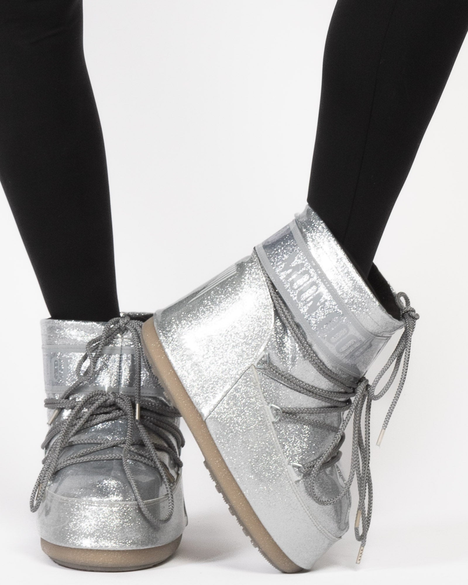 MOON BOOT Icon Low Glitter Boots TNT The New Trend Shop Luxury Fashion High End Designer Brands tntfashion