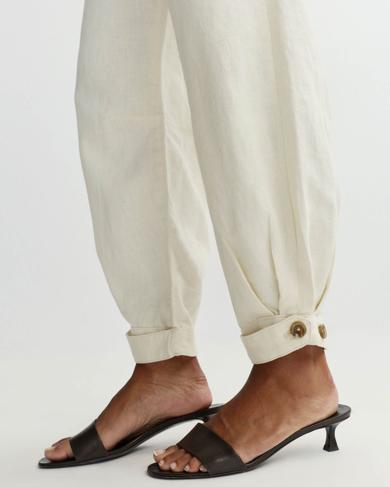 Taylor Barrel Jeans