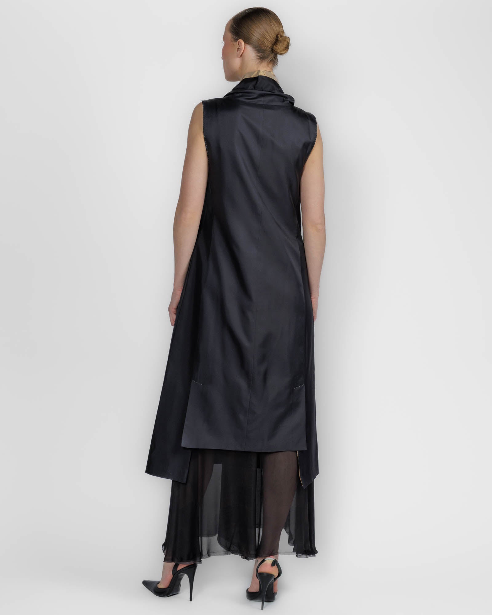 Sleeveless Print Coat