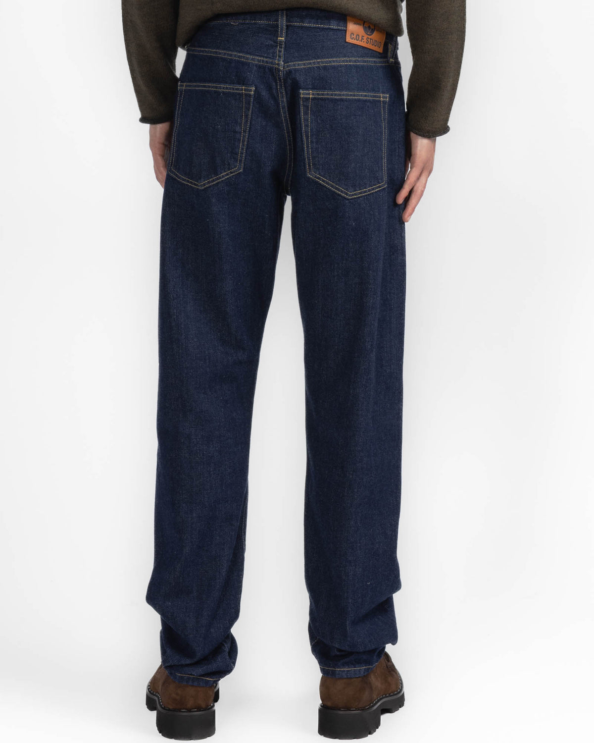 M5 Tapered Jean