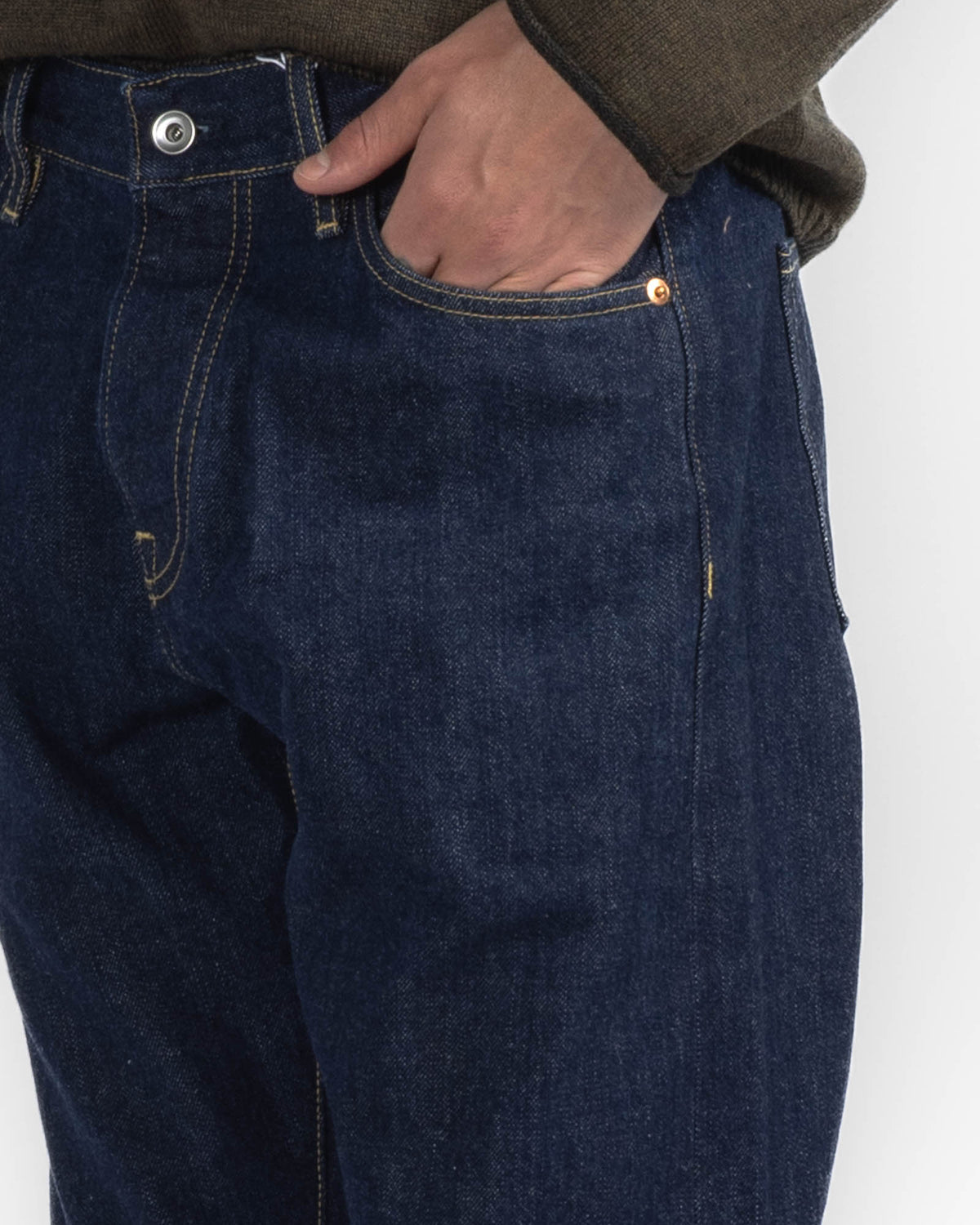 M5 Tapered Jean