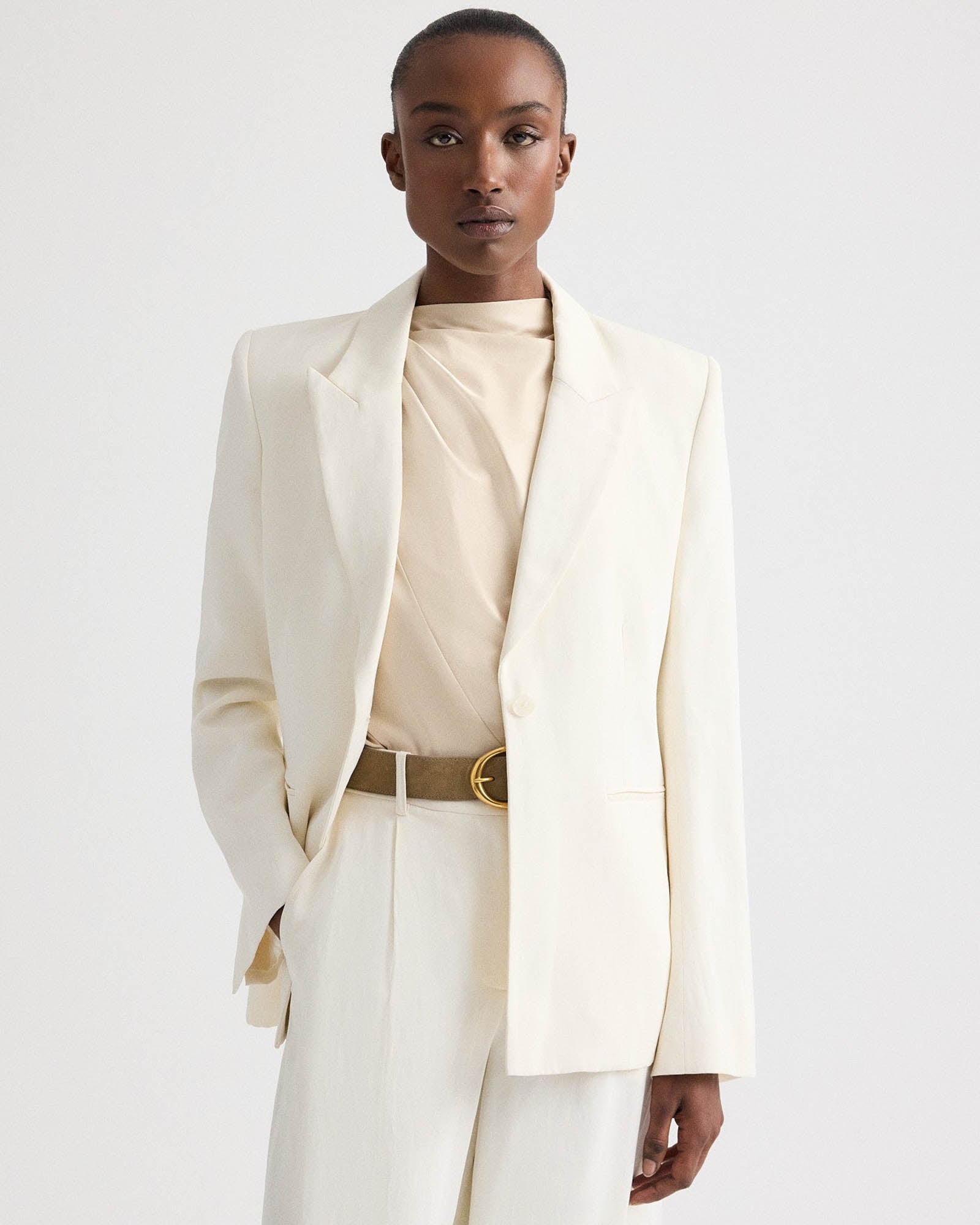 Her Fit Blazer