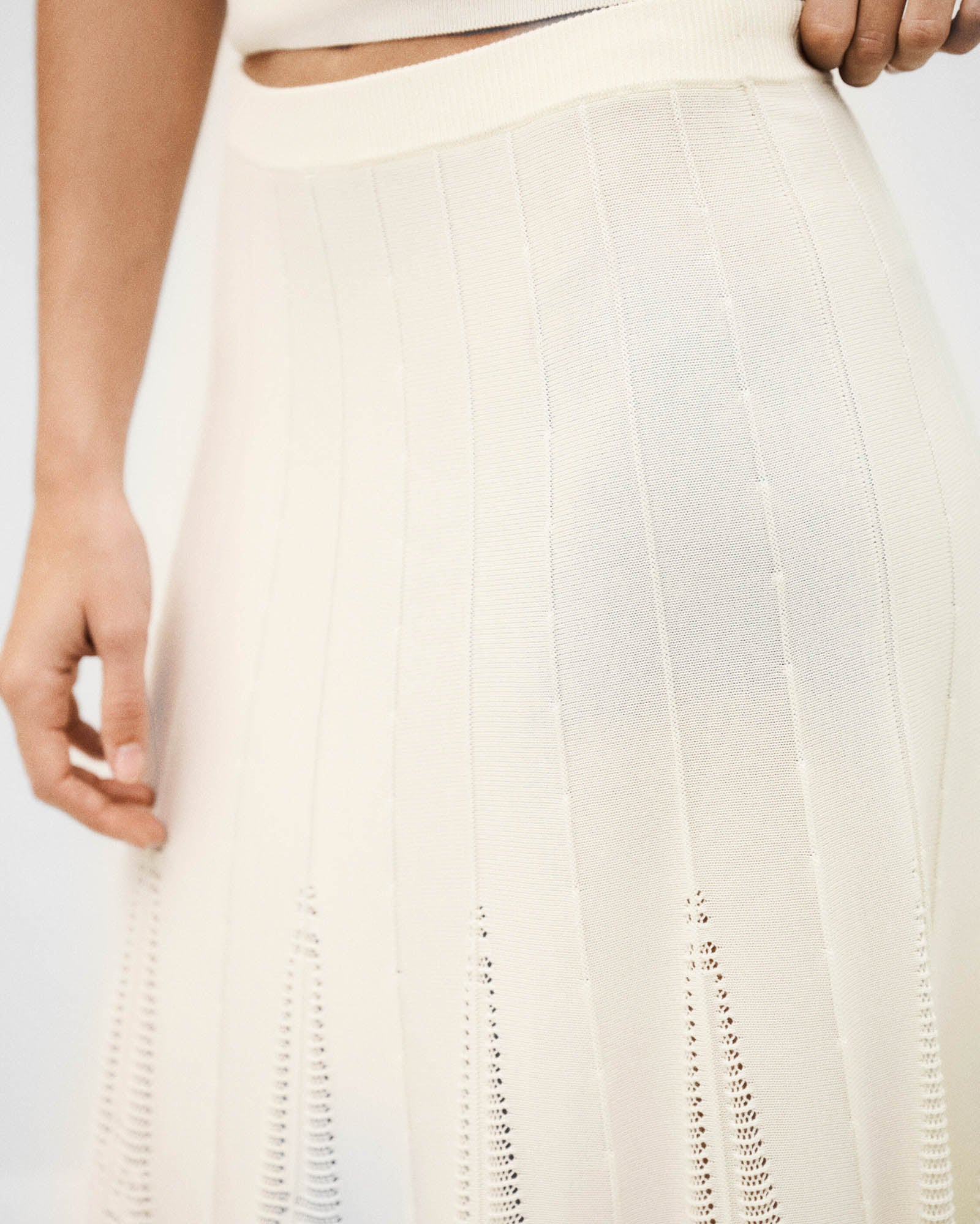 Serta Skirt