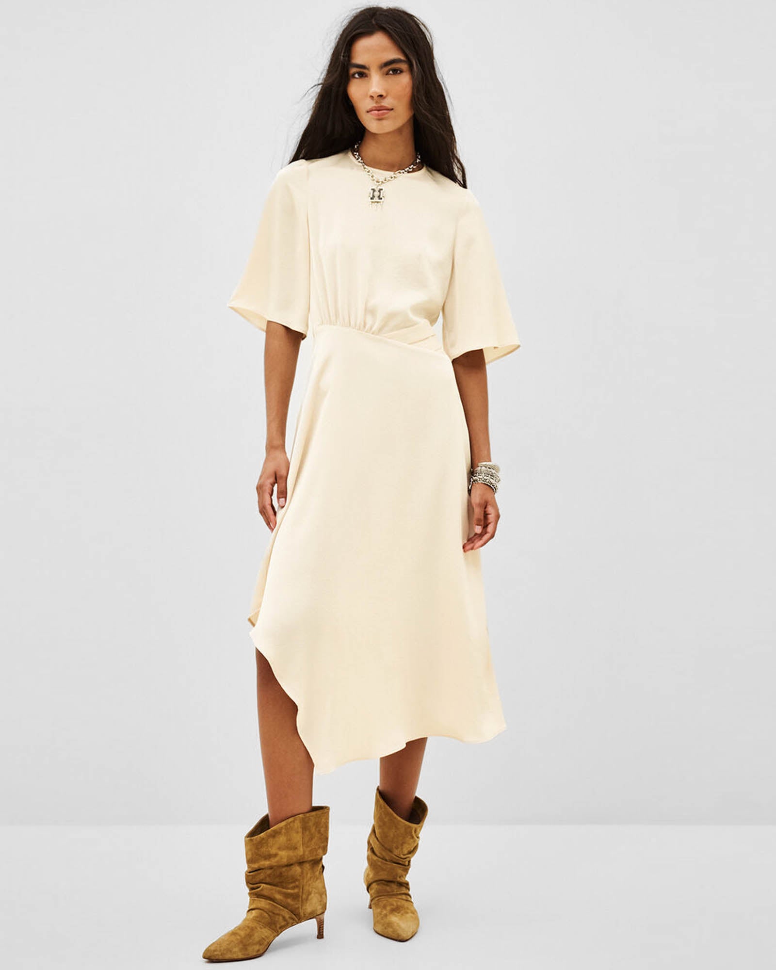 Wila Dress
