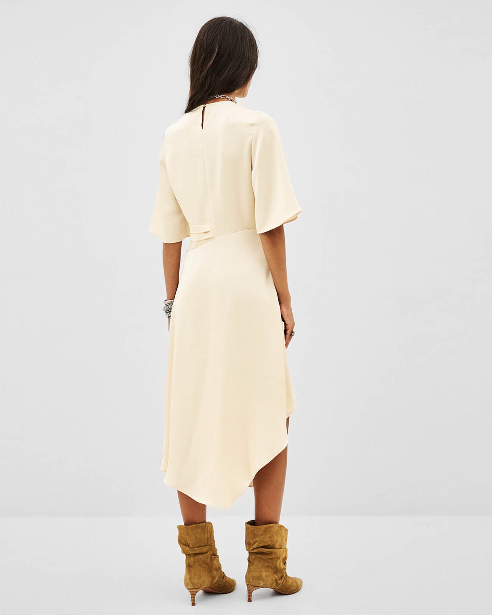 Wila Dress
