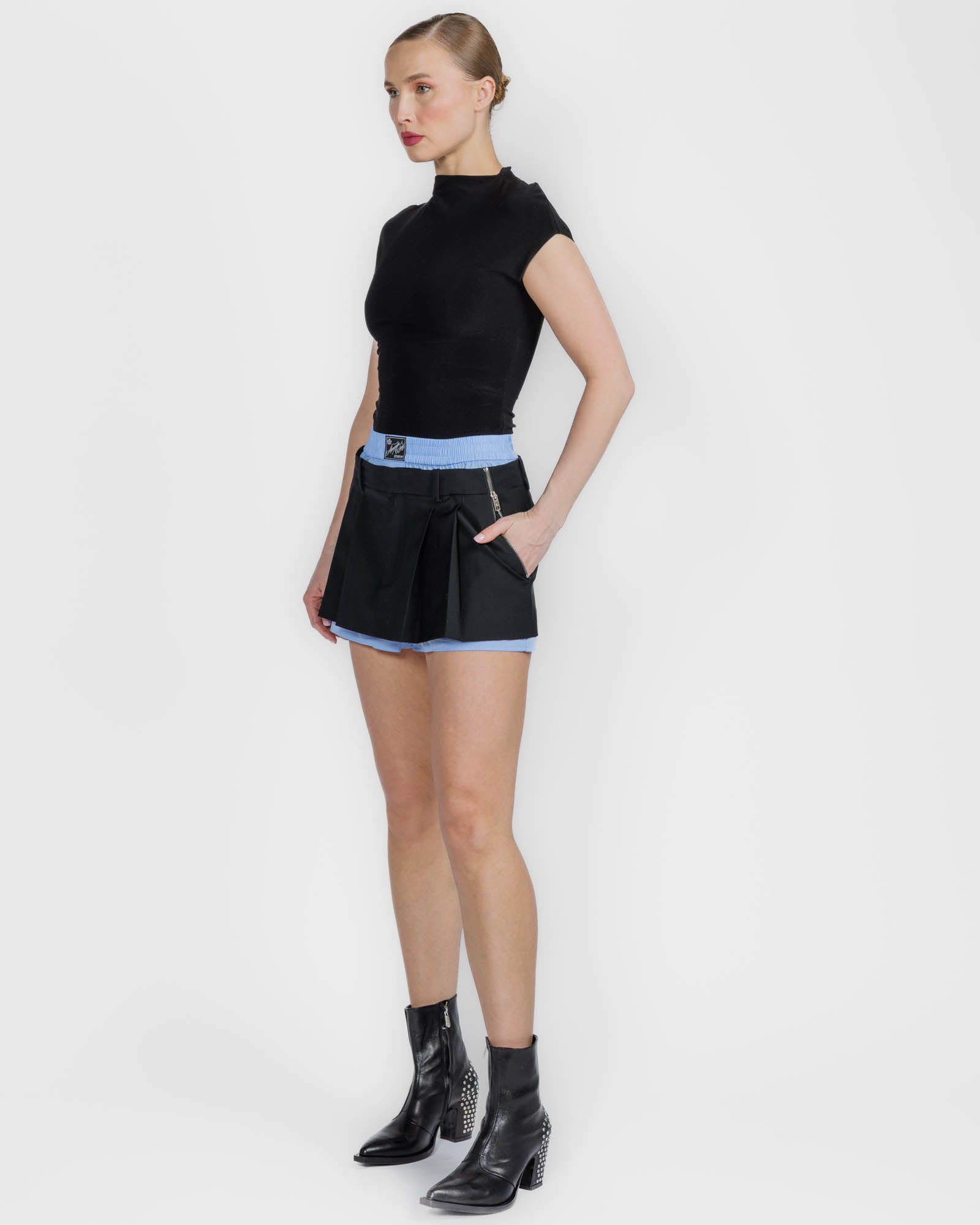 Pleat Zipper Skort
