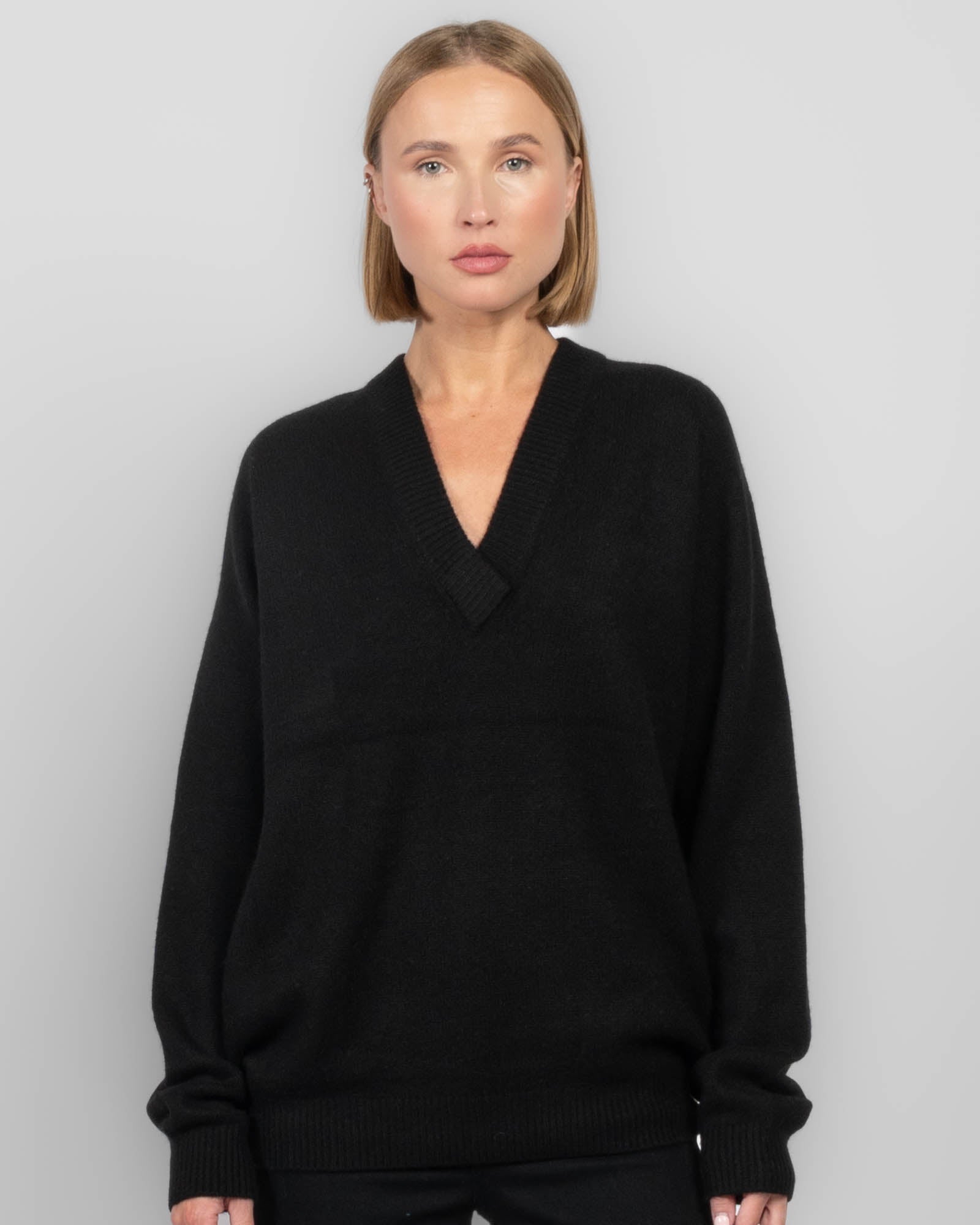 FRENCKENBERGER Boyfriend V-Neck Sweater