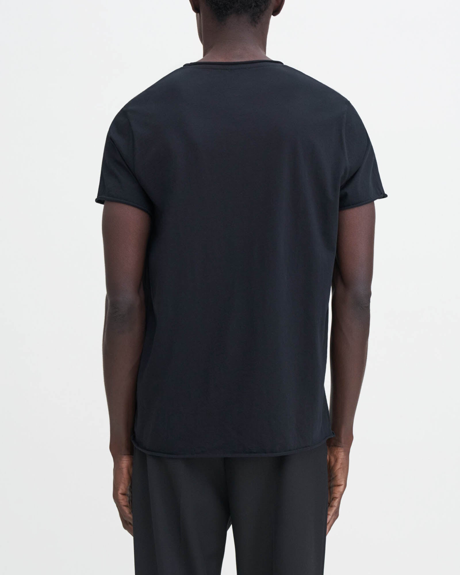 T-shirt à col roulé