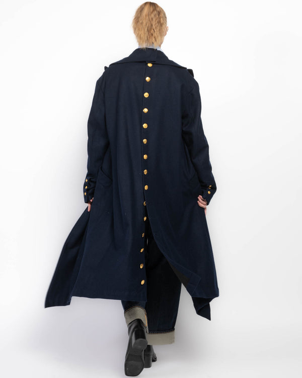 Button Spine Coat