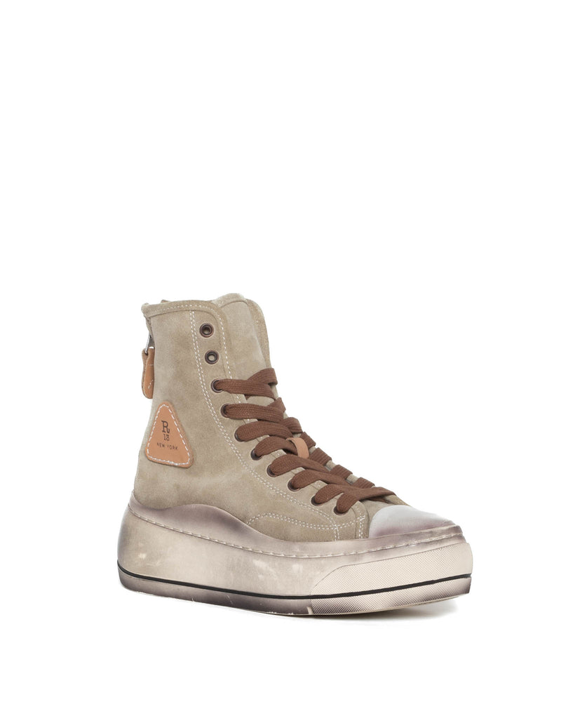 Distressed 10 Hole Kurt Sneakers