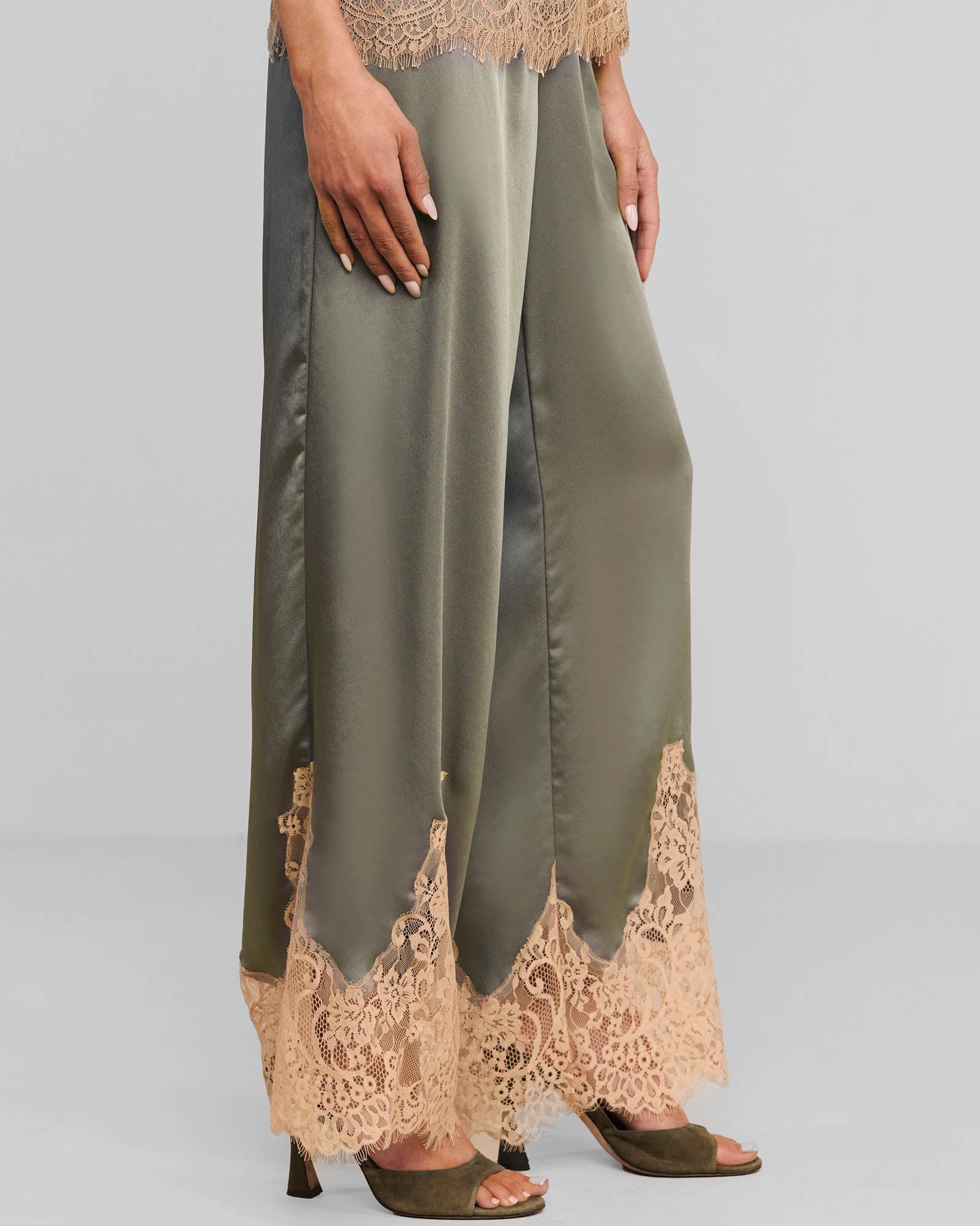 Mirel Lace Trim Pant
