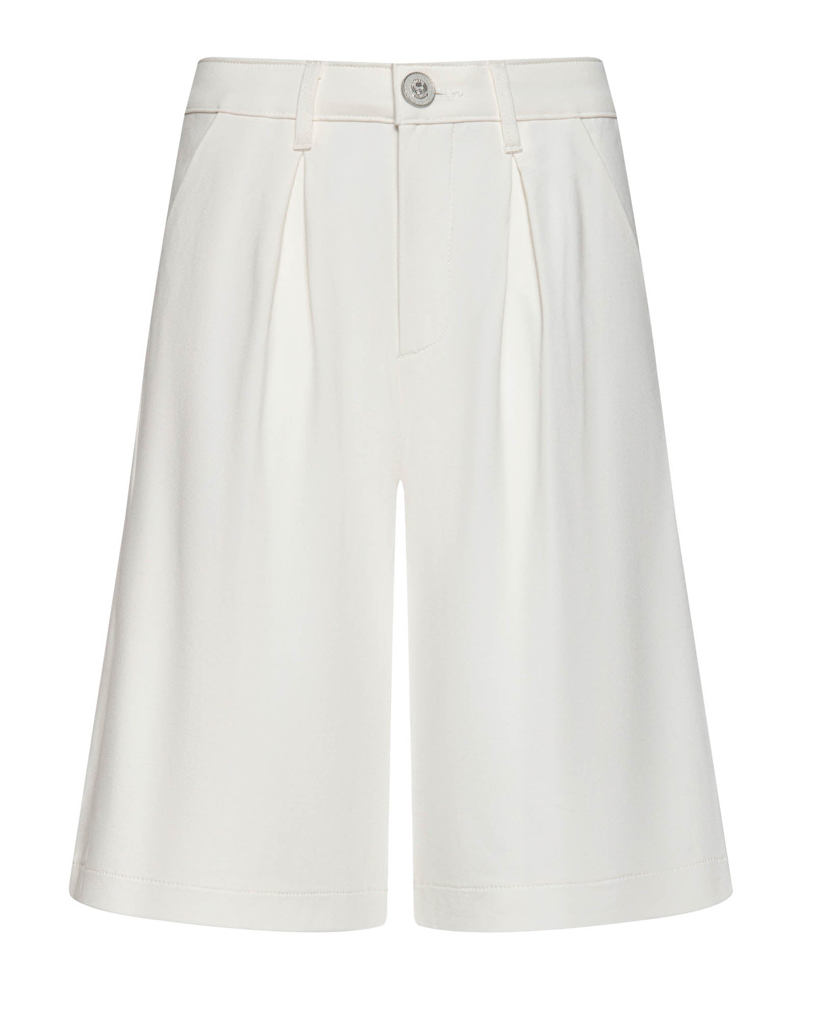 Aksha Brmda Short