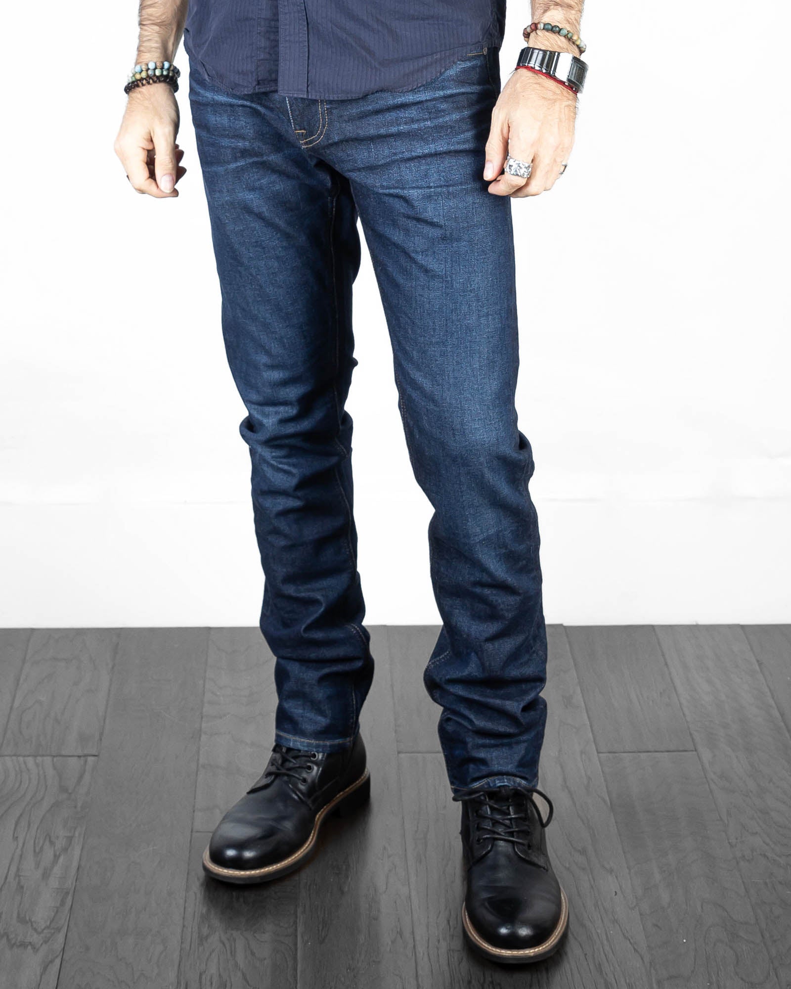 Slim Straight Jean