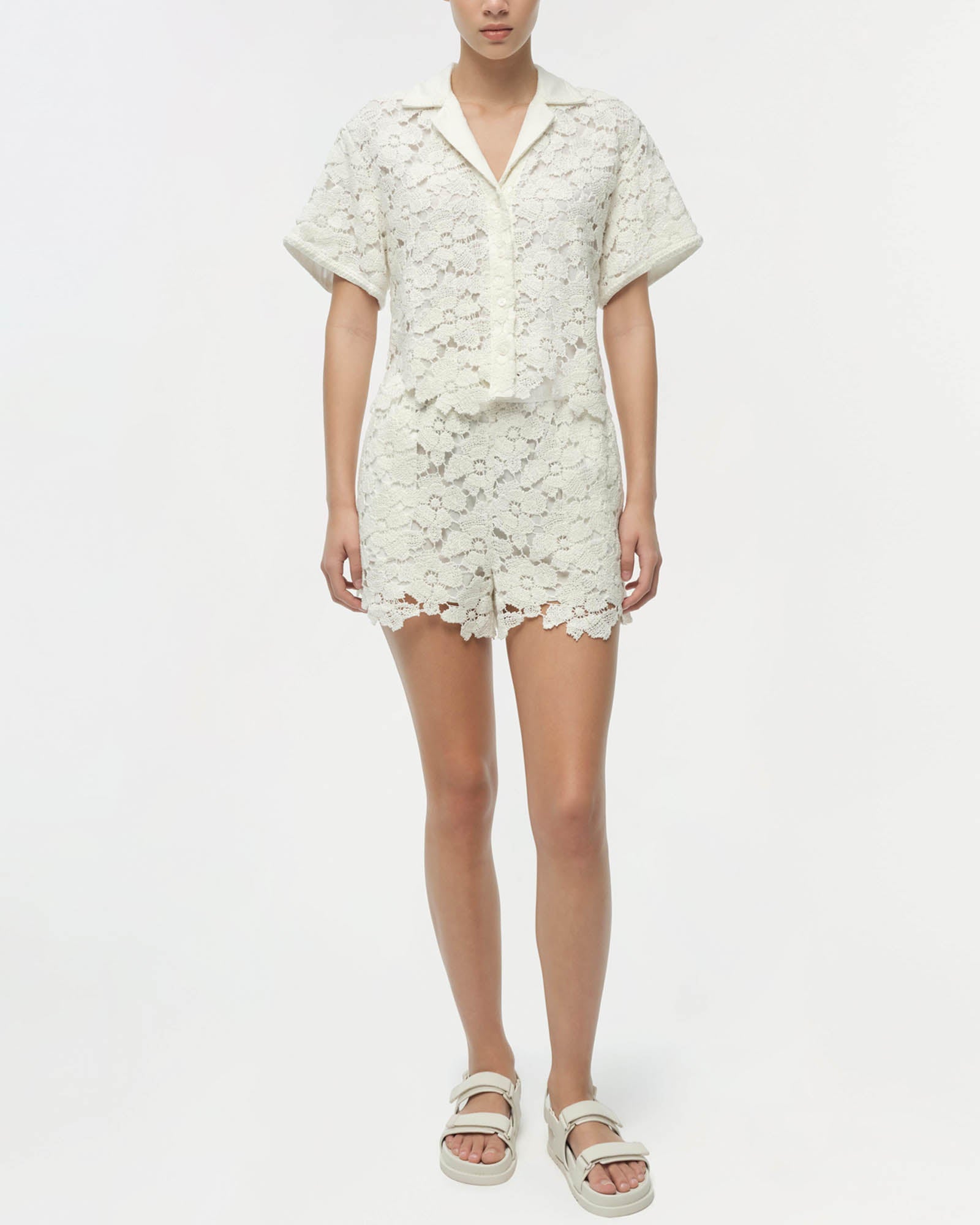 Holly Lace Short