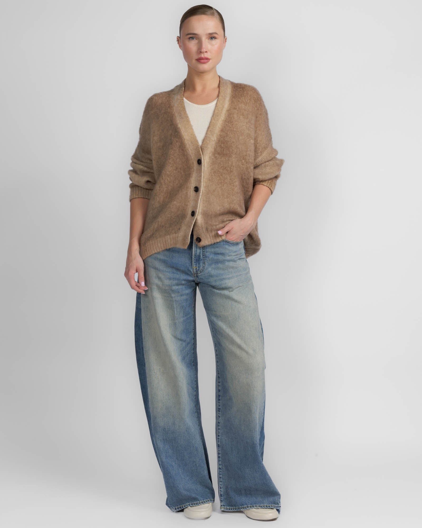 Paint V-Neck Cardigan