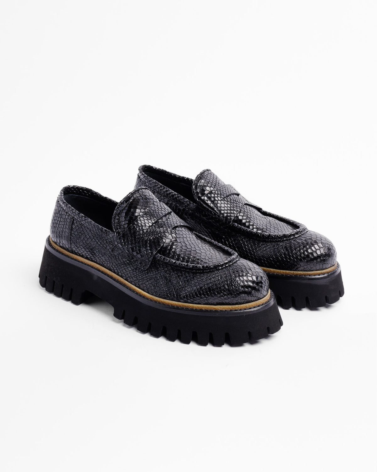 Prescilla Loafers