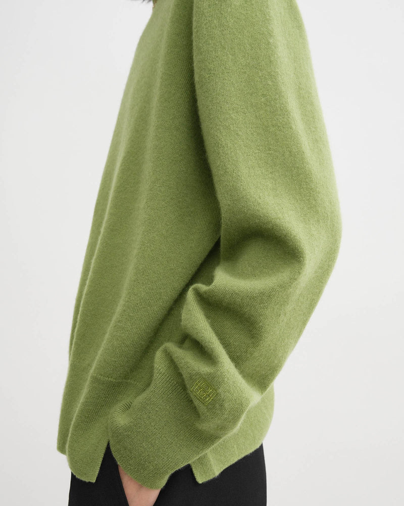 Crewneck Cashmere Sweater